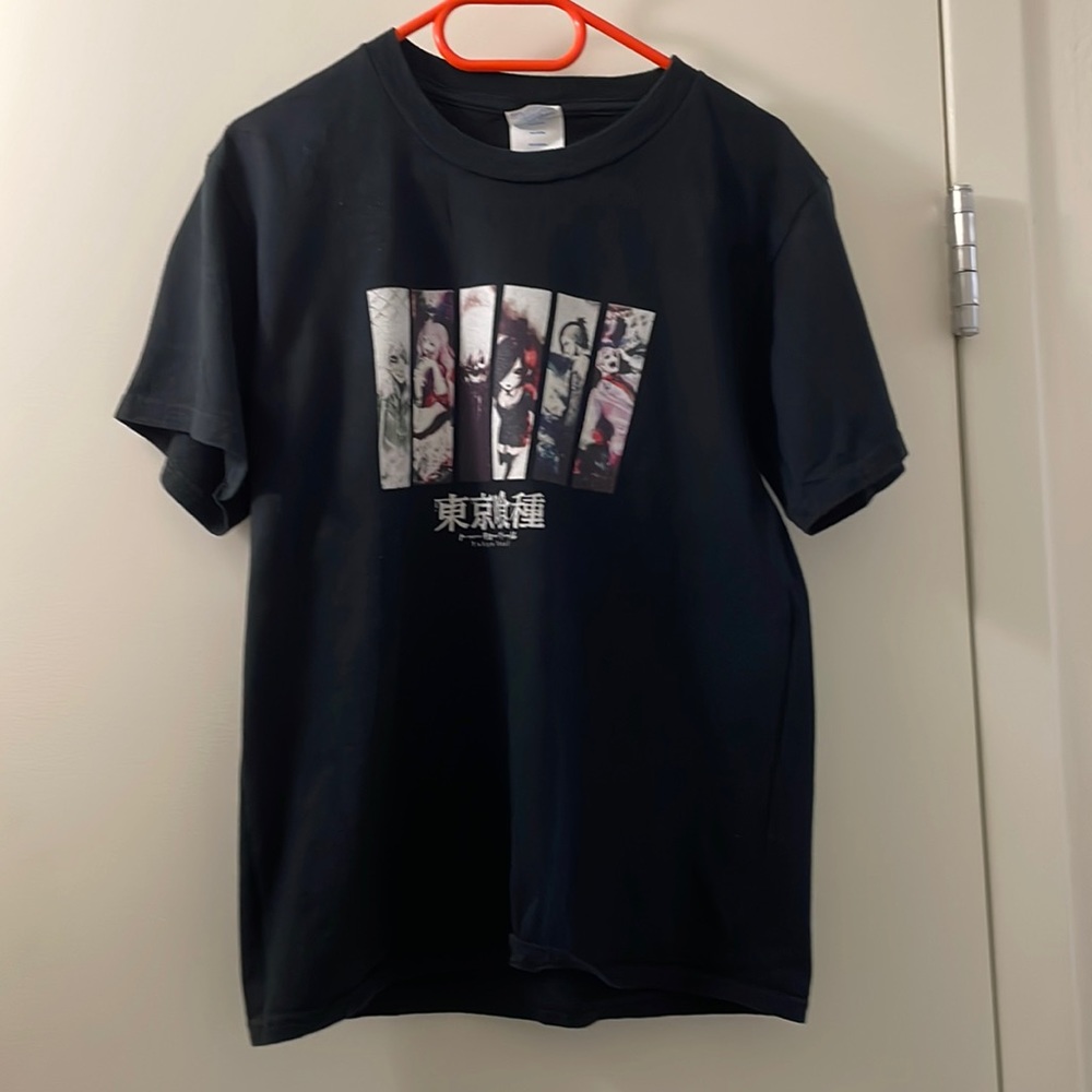 Tokyo Ghoul anime T- shirt. 9-10years.